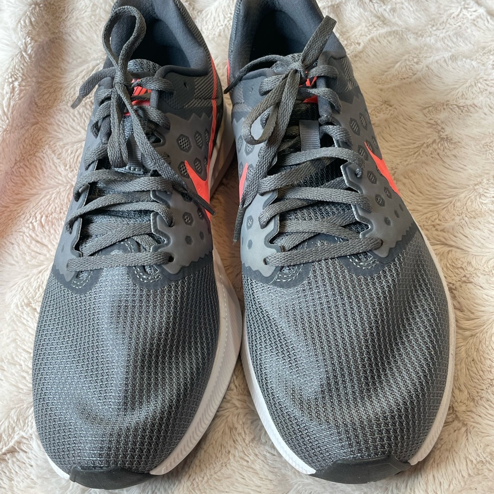 Nike Women’s Downshifter 7 Running Shoe - Picture 3 of 10
